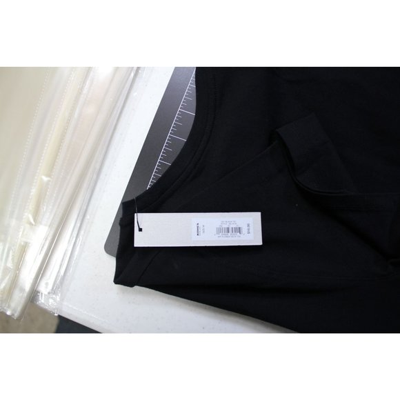 Apt 9 /T- Shirt/ (Size M)/Black /(96% Cotton & 4% Spandex) - Picture 12 of 12